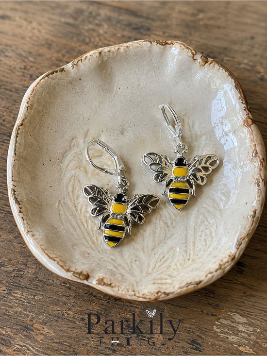 Jewelry - Bumble Bee Leverback Earrings – Yellow & Black Enamel Silver Tone